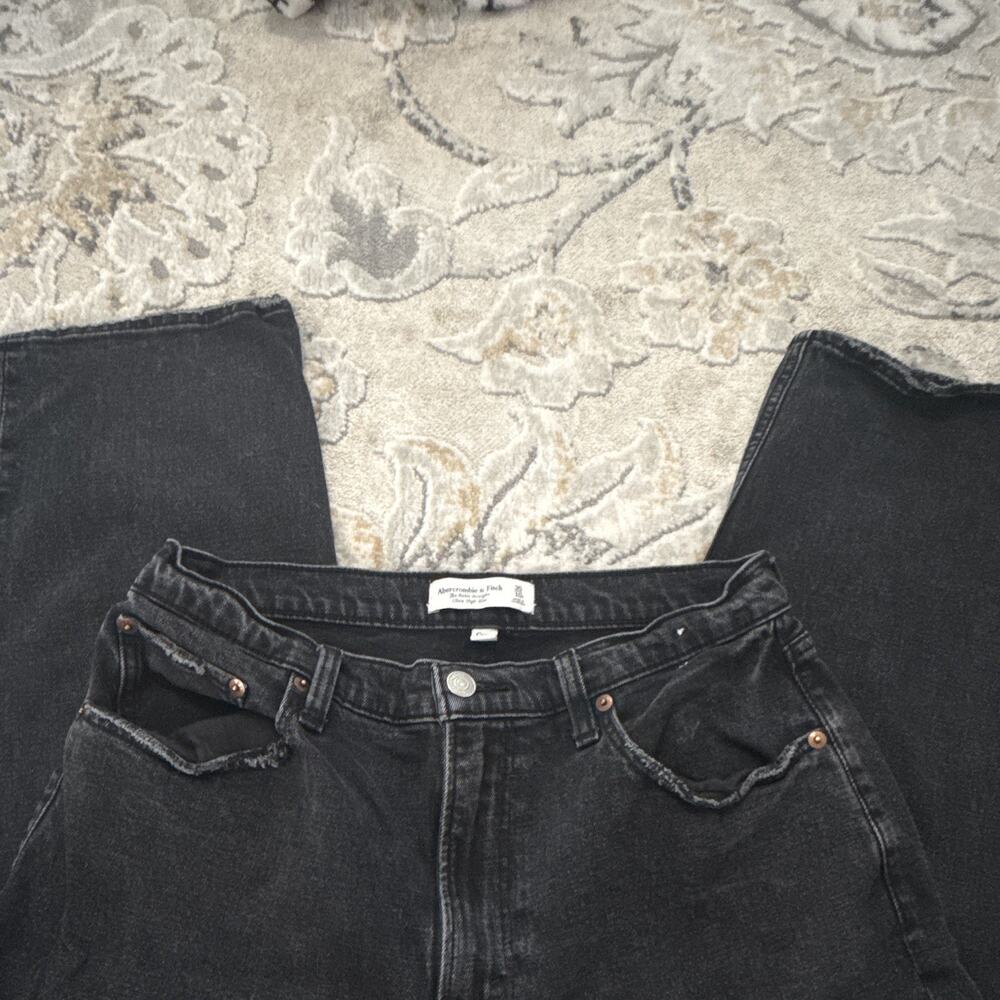 Abercrombie & Fitch Women's Curve Love Ultra High Rise Wide Leg Jean Size 30/10S